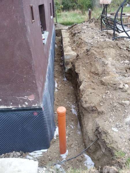 Drenáž okolo RD Sereď