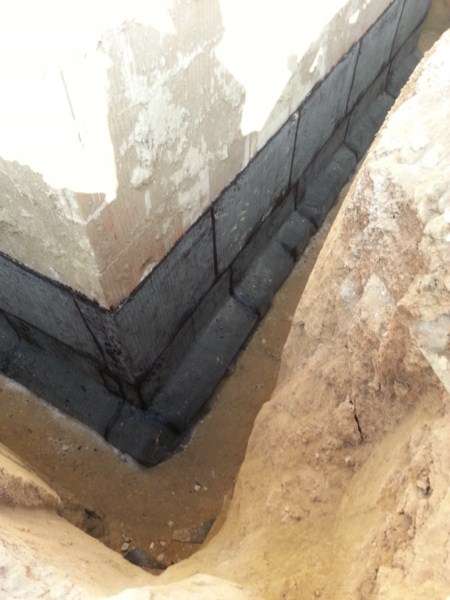 Drenáž okolo záhradného domčeku Jablonec