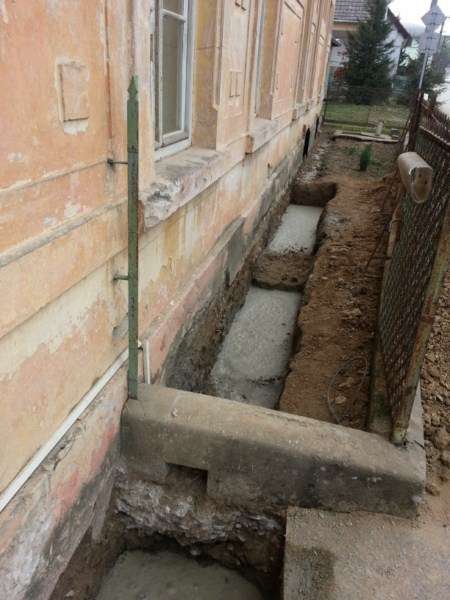 Zosilnenie základo RD Melčice - Lieskové