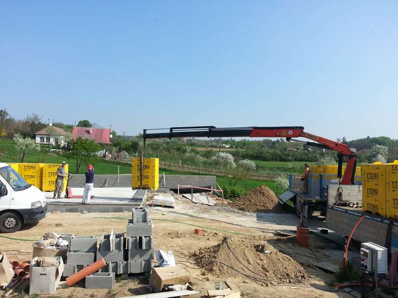 Výstavba rodinného domu - Suchá nad parnou