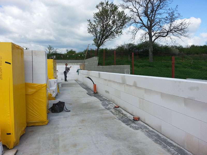 Výstavba rodinného domu - Suchá nad parnou